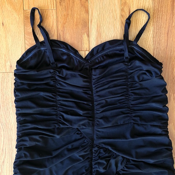 NWOT Criss Cross Ruched Bodycon Dress - Picture 6 of 13
